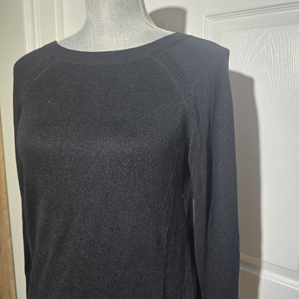 LULULEMON unity Drop Back Sweater - Picture 3 of 5